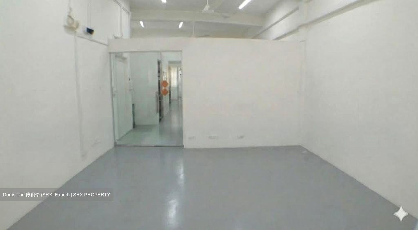 Bch@301 (D14), Office #551152171